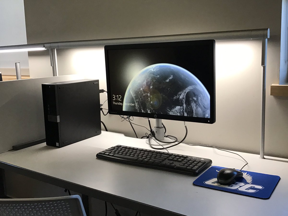 cbctechsupport's tweet image. New computers in the library!