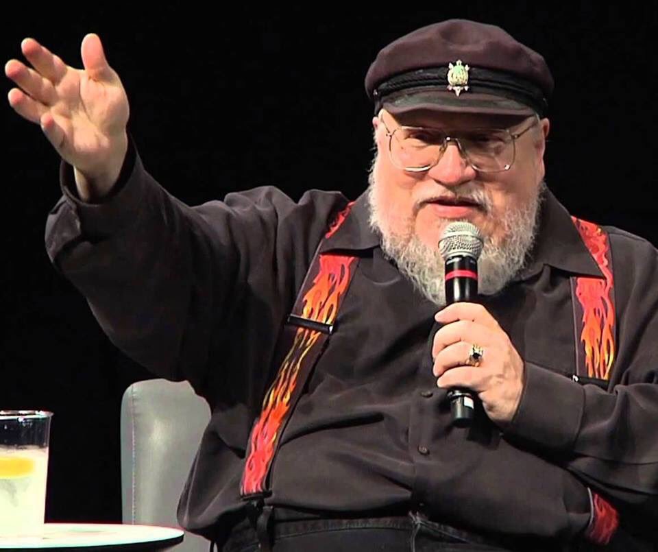 CONADICUMEX's tweet photo. ¡El invierno llegó a México! #GeorgeRRMartin estuvo en Guadalajara para su participación en la #FIL. ¿Qué le preguntarían? https://t.co/Ok18xO4sw1
