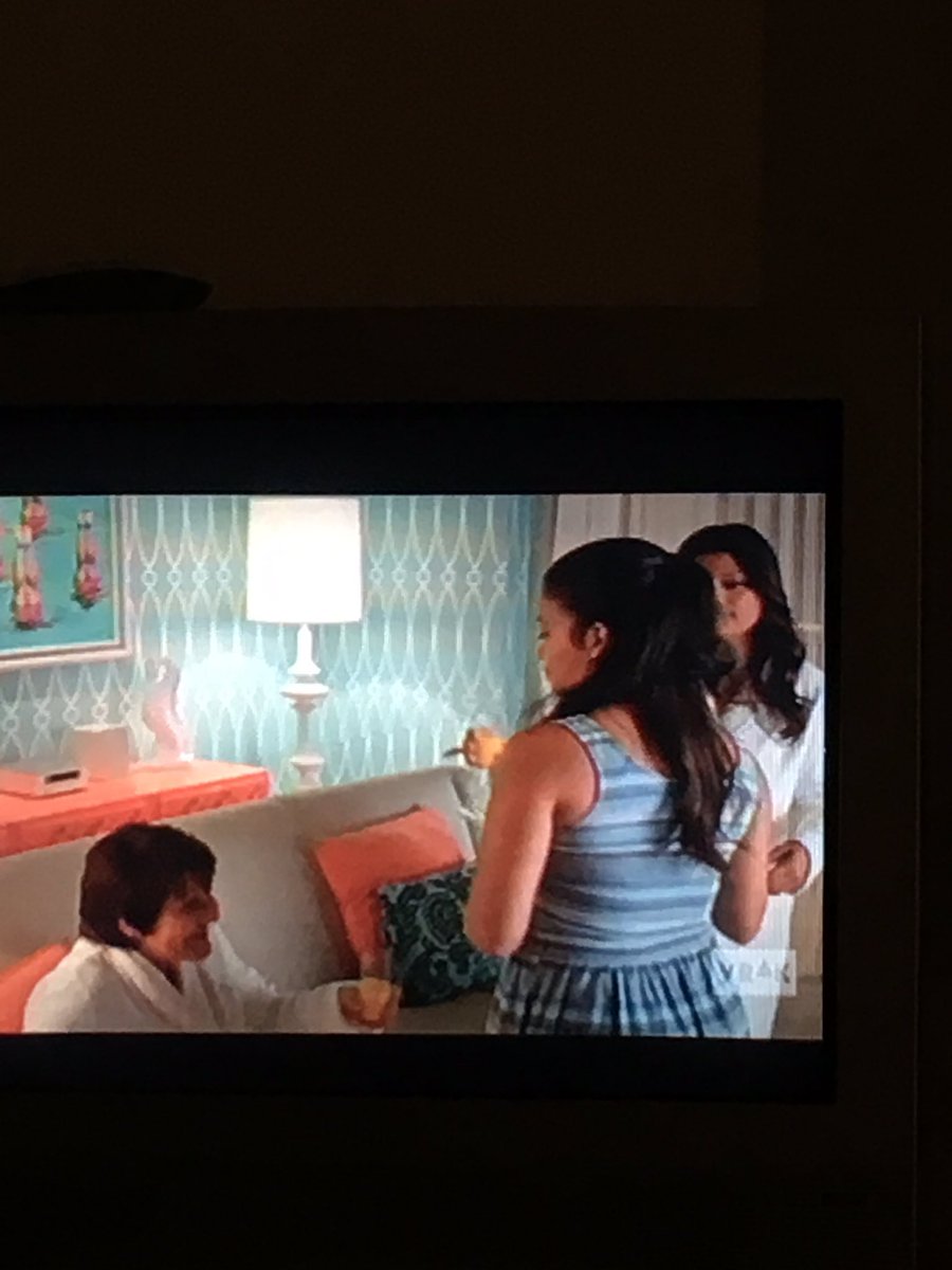 Jessica_Caban13's tweet photo. Season 2 🙌🏼😍 #JaneTheVirgin ❤️ https://t.co/MwDbDHaWqv