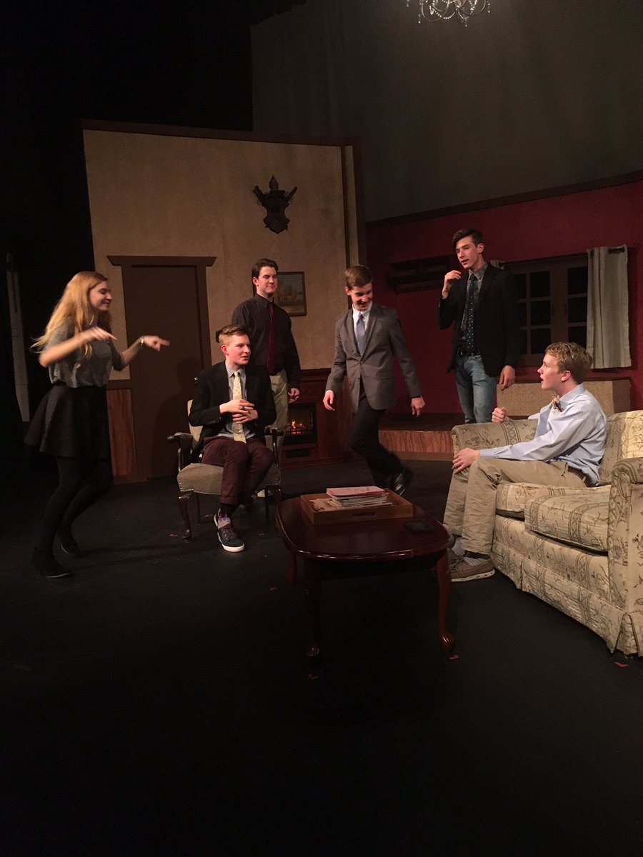 southwellplayer's tweet photo. They are trying so hard. Come watch! #sjopenhouse #southwellplayers https://t.co/1fNDgfpvU7