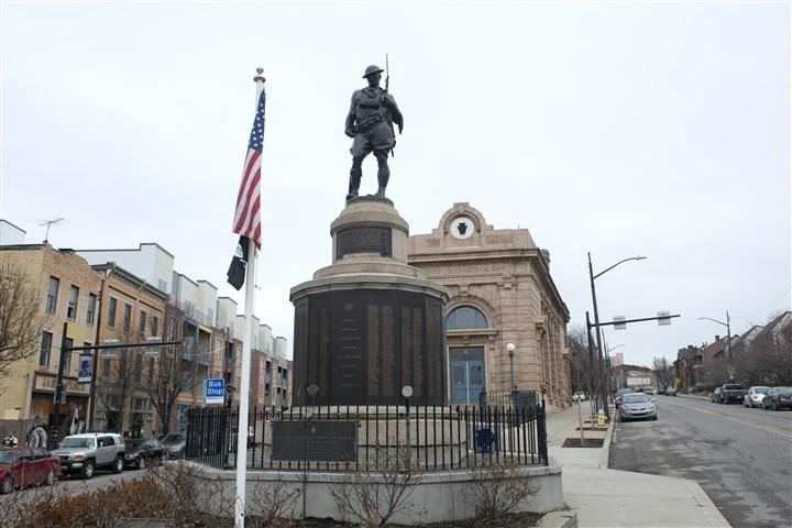 PittsburghPG's tweet image. Lawrenceville has its roots in industry but is being revitalized as a hot spot for shopping, dining and art bit.ly/2gLRZ24