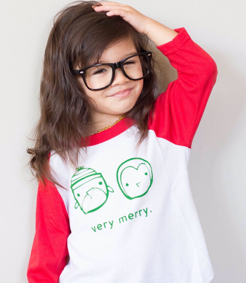 Holiday style is for every gender. Get your kiddo ready for Christmas with our Very Merry shirt! 
freetobekids.com/collections/ho…