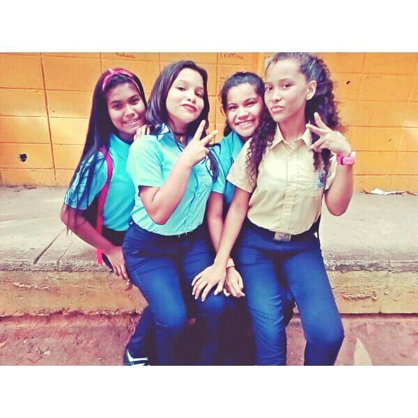 osmarlin122's tweet photo. Liceo☝Con los Míos✌💘 https://t.co/rNSTrXtLPY