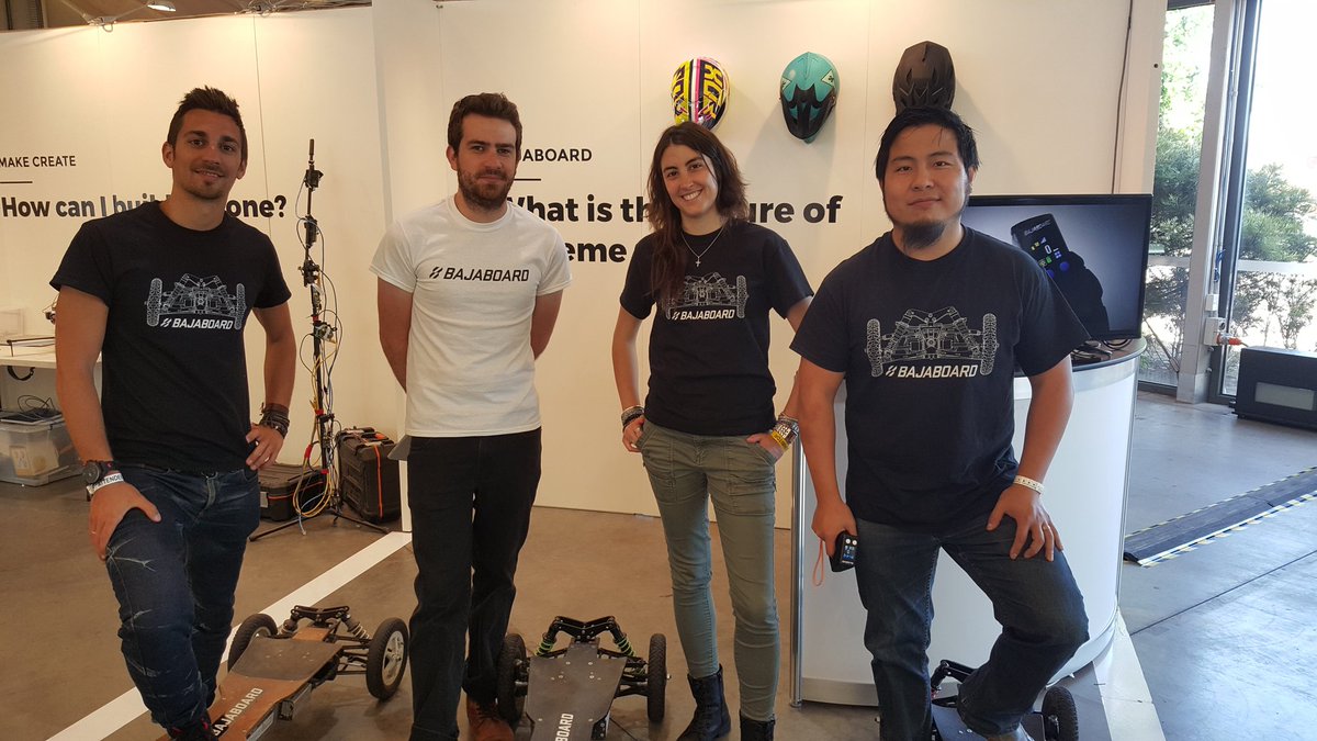 MishManners's tweet image. .@MAPUniMelb represent at #FA16! @BajaBoard @RGBA0001 @xlabsGaze @Phoriamedia #future #tech #VR #skateboarding #ArtificialIntelligence