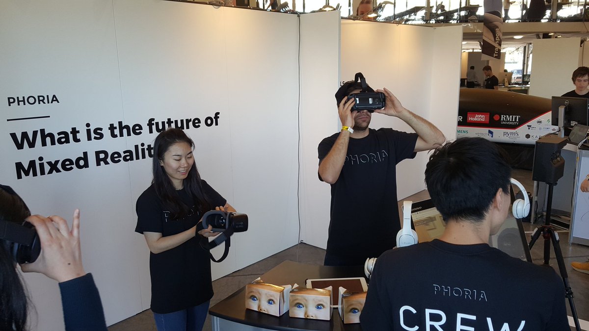 MishManners's tweet image. .@MAPUniMelb represent at #FA16! @BajaBoard @RGBA0001 @xlabsGaze @Phoriamedia #future #tech #VR #skateboarding #ArtificialIntelligence