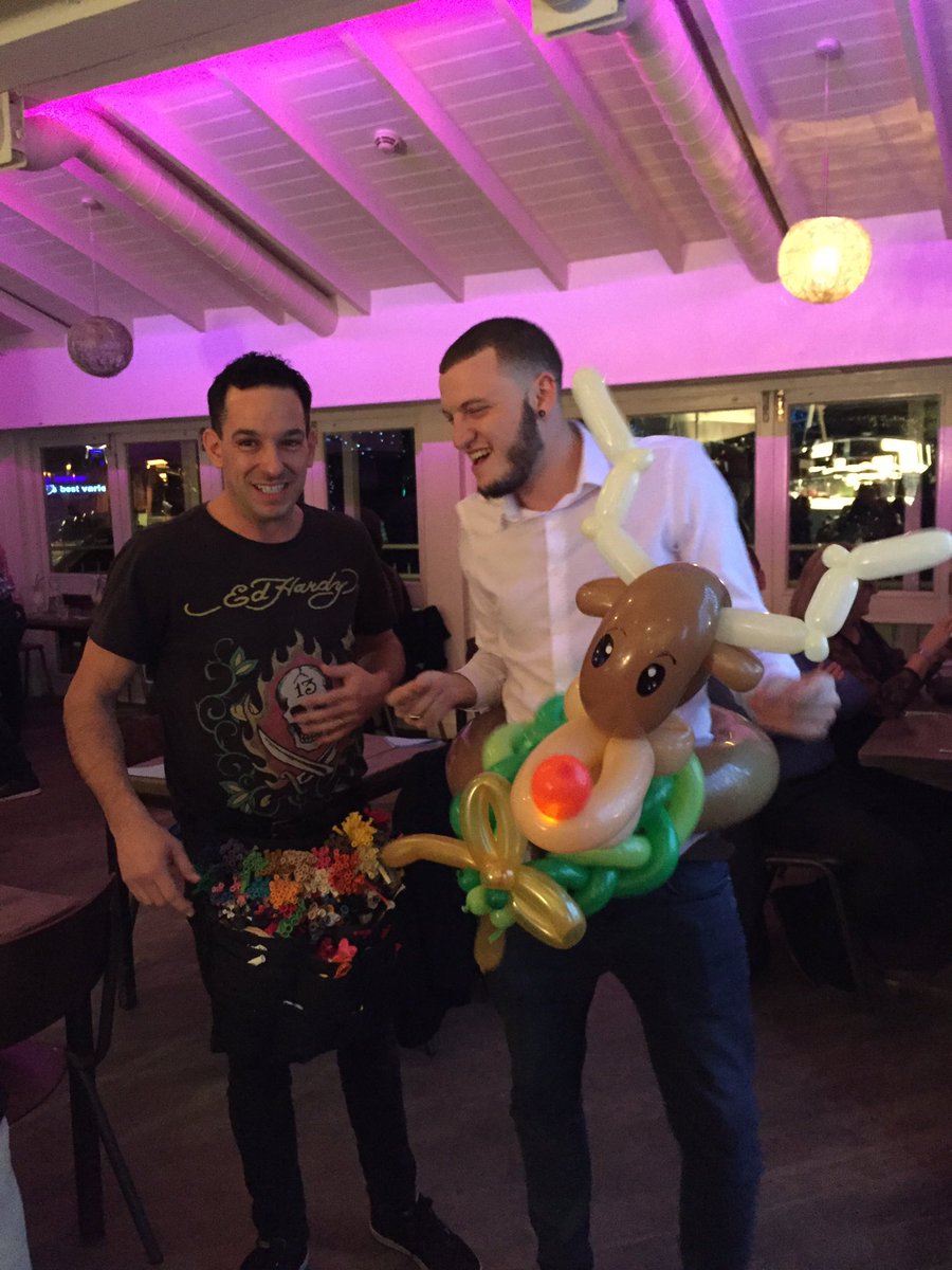 MaidmentMagic's tweet photo. @DrBalloonman1 @ArubaBmouth delayed but here he is in all his glory! https://t.co/WIY5WjWdvz