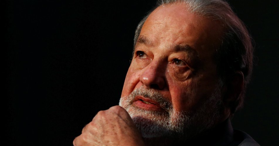 ElFinanciero_Mx's tweet photo. #CarlosSlim aclara que nunca contenderá para presidente de México. https://t.co/tpWE6ddyYO  #BloombergMX2017 https://t.co/y58Mivxtpm