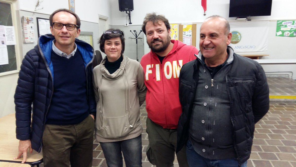 Fabrizio_Baggi's tweet photo. NOI #NO #4Dic
@MircoRota @FiomLombardia #EttoreOnano #LucaConti #FiomComo  @Fabrizio_Baggi #FrancescaBaserga @prccomo #AliceRossi @UdS_Como https://t.co/T8POYZdQuy