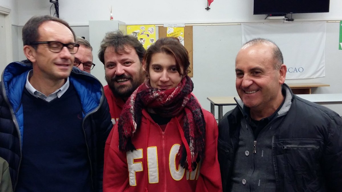 Fabrizio_Baggi's tweet photo. NOI #NO #4Dic
@MircoRota @FiomLombardia #EttoreOnano #LucaConti #FiomComo  @Fabrizio_Baggi #FrancescaBaserga @prccomo #AliceRossi @UdS_Como https://t.co/T8POYZdQuy