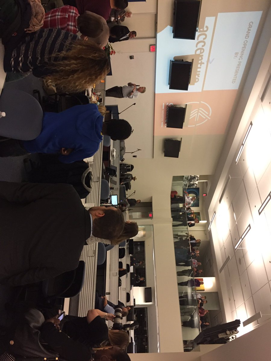 Checking out the <a href="/stationhouston/">StationHouston</a> 2.0 grand opening. Great turn out!