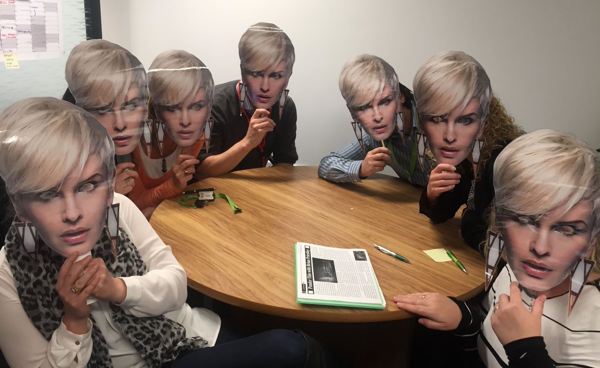 amymilnenz's tweet photo. @kyliebridget our wonderful workmate is leaving today. She dreamed @kyliebridget was her replacement, so thought what a good idea! https://t.co/hIQRgWdhnt