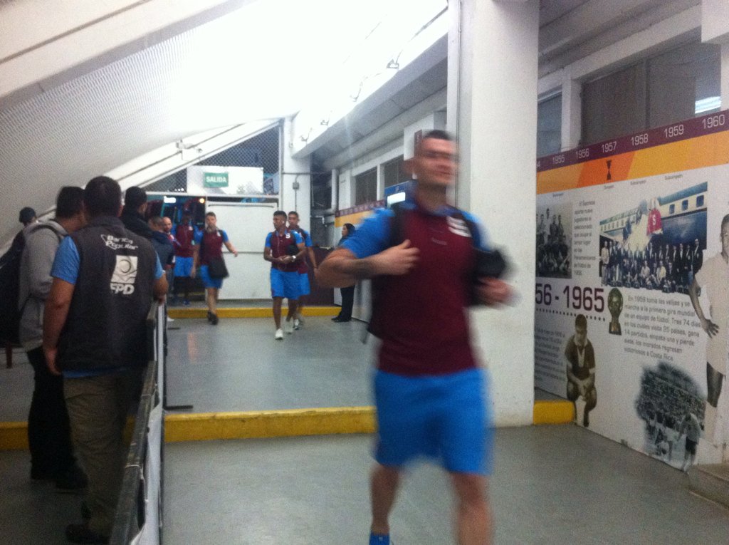 FutbolCR's tweet image. #clasicocr #SAPvLDA 
Llegada del @SaprissaOficial al Estadio Ricardo Saprissa