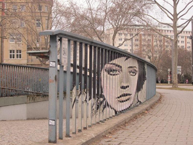 kod4579's tweet photo. Art by Zebrating #streetart #art #zebrating https://t.co/Gyz1zSve5N