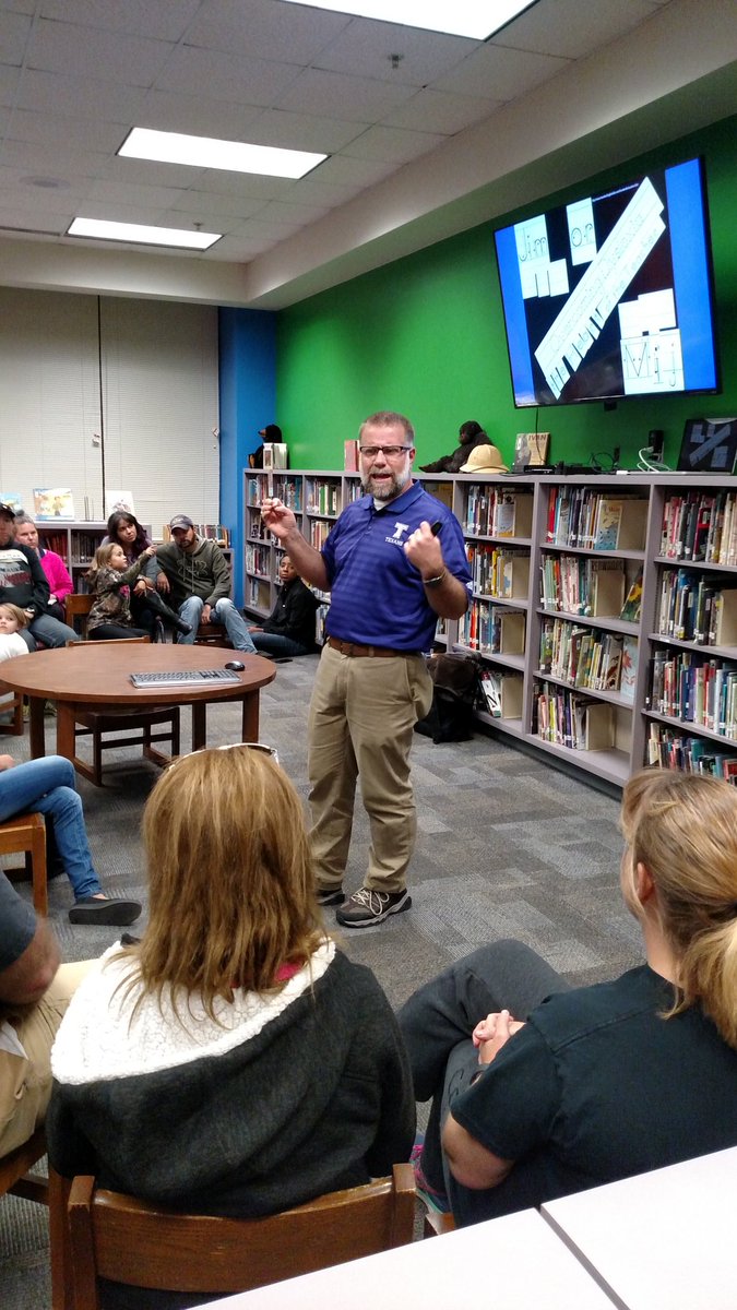 danabanana6767's tweet photo. Listening to Dr. Gentry about Dyslexia. Greatness. #BeTheDifference #whywisd https://t.co/rvb1KoYI2O