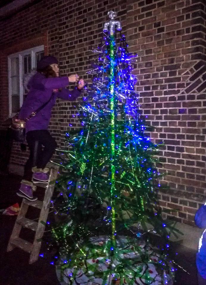 Christmas Tree from recycled water bottles - <a href="/StaCourtyard/">The Courtyard Cafe</a> Cafe from the fabulous local artist Kate Fenton, ... fb.me/8i01lzOau