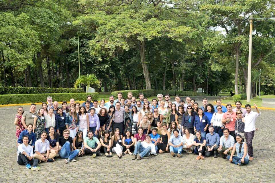 greendemia's tweet photo. Días atrás, nuestro #CEO @msalassa estuvo en el #TallerVIVA2016. La misión: escalar el impacto de nuestra organización. #impactosocial https://t.co/T23ass04yj
