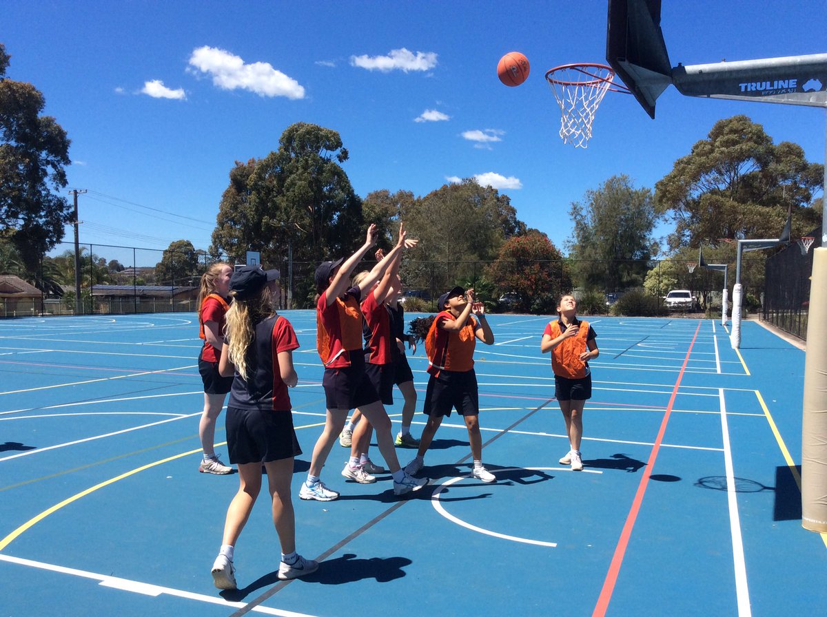 msboula88's tweet photo. Action shots from our @SPC_StPats yr 8 girls playing basketball &amp; netball #spcstpats #allgirlseducation #girlpower #saintpatrickscollege https://t.co/ghJFjP59GT