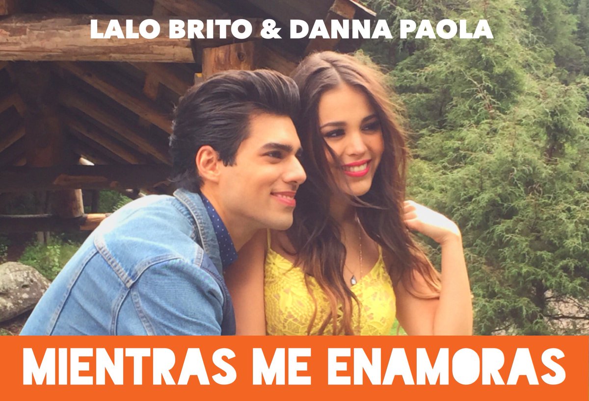 lalobrito's tweet photo. Woohow! Que chulada encontrarme esto en @SpotifyMexico #MientrasMeEnamoras ft. @dannapaola te adoro bebe! Gracias terrícolas y dreamers! 🤘😍🤘 https://t.co/3sGj4nrjAS