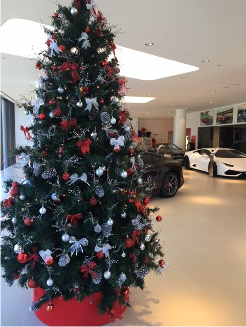 brisbaneferrari's tweet photo. It's beginning to look a lot like Christmas....
#Ferrari #Brisbane #FerrariBrisbane https://t.co/QrD2Y4QAxx