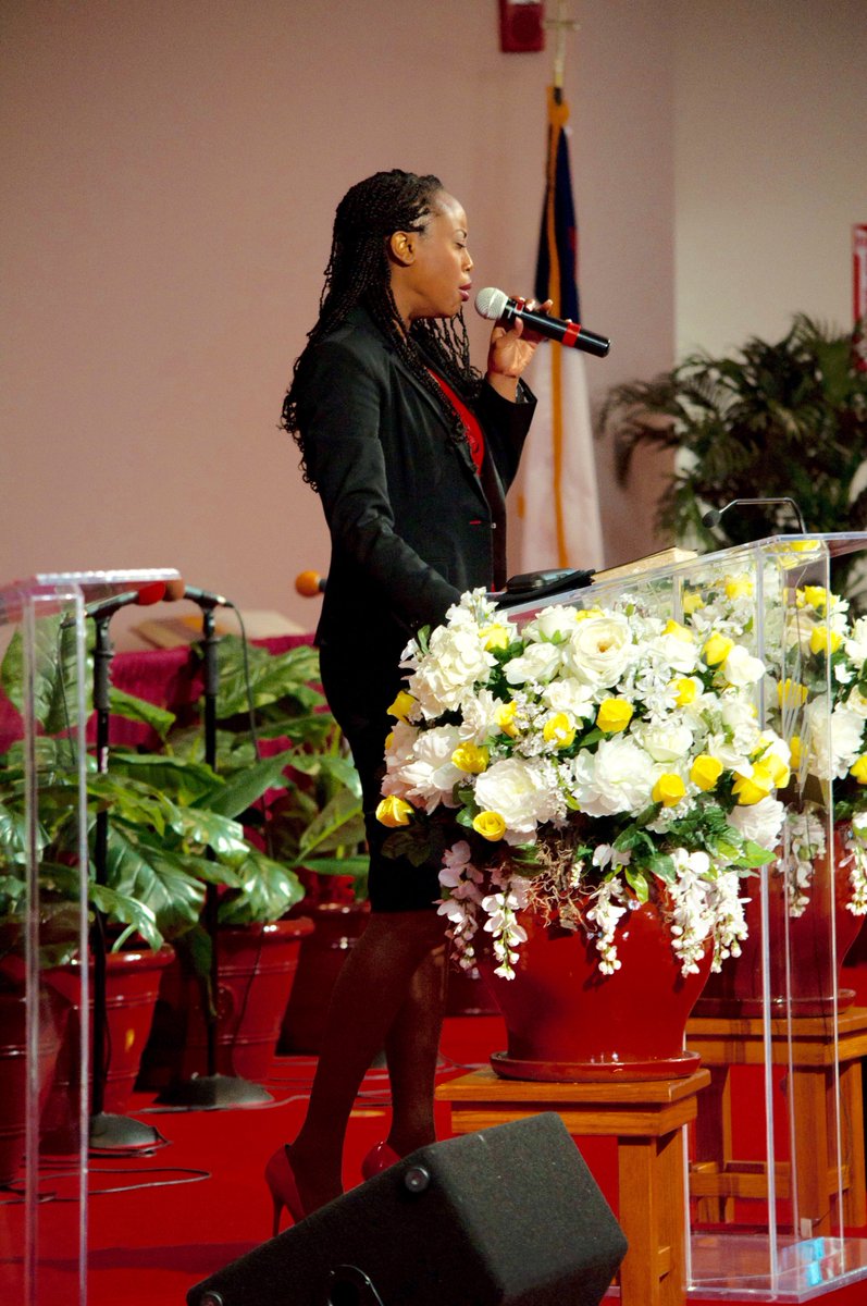 keishaunigeorge's tweet photo. If you provide the fire, I'll provide the sacrifice... #tbt #theFirePreacher #FireMoments #ReleaseTheFire2017 #KeishauniGeorgeMinistries https://t.co/Ch4IFMyKVq