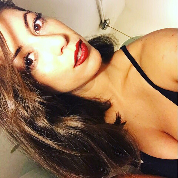 TopSecretBStore's tweet photo. One of our clients @charlybitme13 wearing the new #TopSecretBeauty 3D Mascara 😘😘😘 Thank you for sharing the picture. @OfficialSamira https://t.co/Kbit5PhM2B