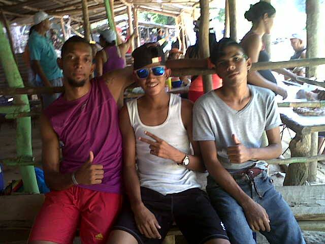 Yhermarodriguez's tweet image. relax con los primo
#originall