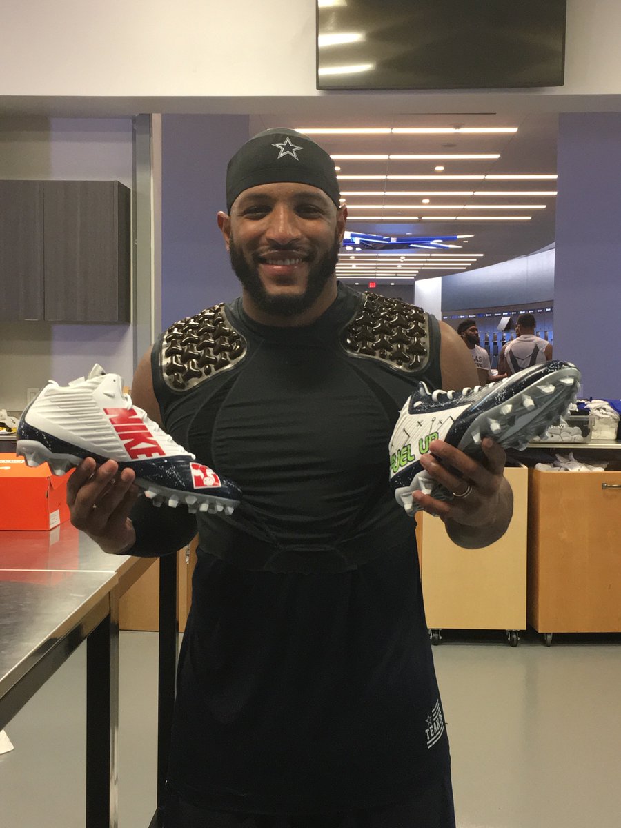 Mr. Wake tweet media