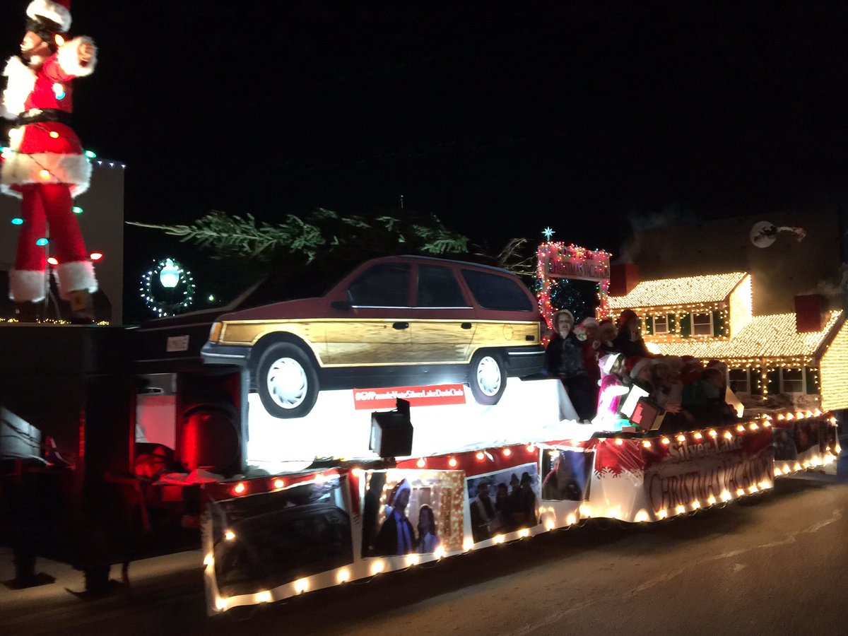 VCossette's tweet photo. #GVParadeVote SIlverLake Dads Club has my vote! https://t.co/zkek3RNIW1