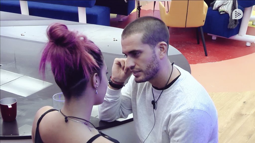 assataN_'s tweet photo. Reales, únicos y diferentes, pero compatibles 💖🔐
GANAR BEA AL 27450
GANAR RODRIGO AL 27450 #GHdirecto https://t.co/cxTCwF6q0g