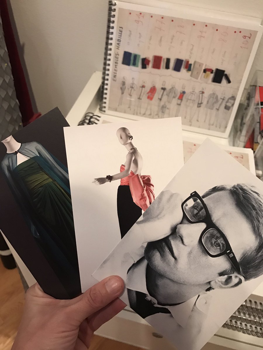 Mapleleopard's tweet photo. The Perfection of Style @iheartSAM @YSL #fashion #fashionblogger #fashionover40 #seattle #seattleblogger #YvesSaintLaurent #iheartsam https://t.co/JyUkpCWgbh
