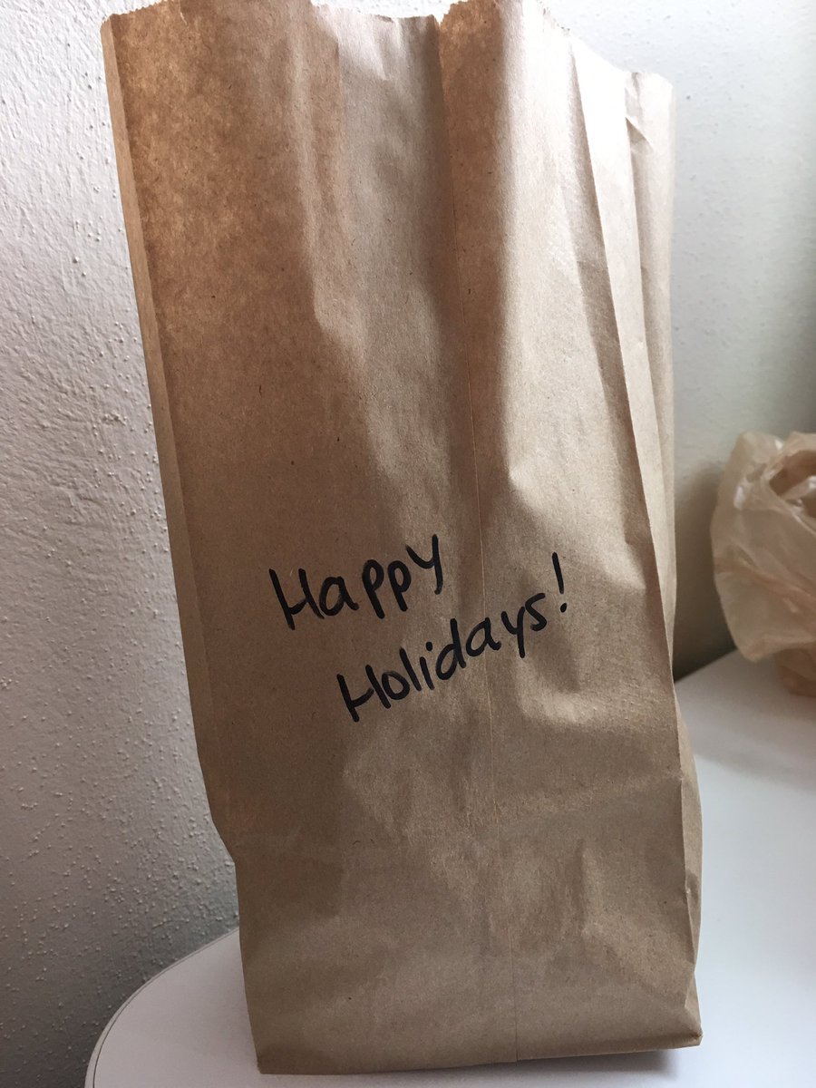 When our bosses at @IUWalterCareers make the interns holiday goodie bags 😍