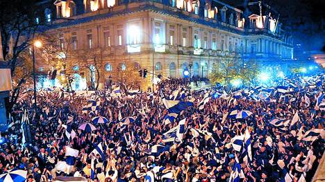 joacoabaca's tweet photo. UN SENTIMIENTO NO TRATEN DE ENTENDERLO https://t.co/MoC0CKRGUV