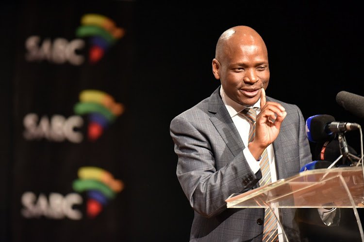 BusinessLiveSA's tweet photo. Hlaudi Motsoeneng warns on the ‘dangers’ of too much education https://t.co/AurgOVj0Qj https://t.co/WMHeoaNS64