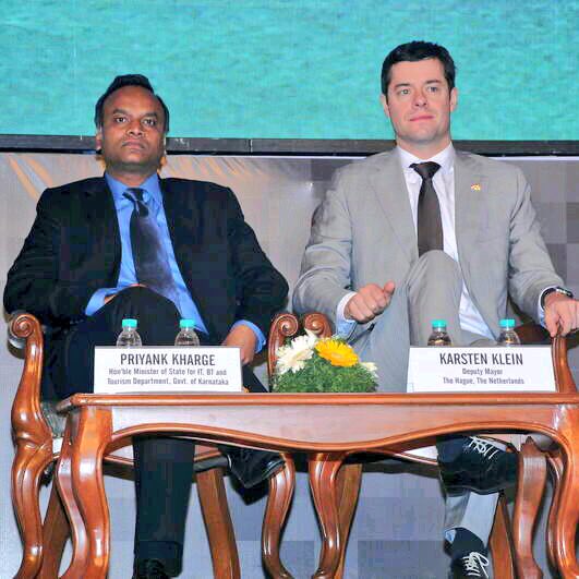 PriyankKharge's tweet photo. Pleasure to have met the the energetic @karstenklein @Bengaluruitebiz We hope to implement our MoU with Hague soon #DefineTheNext https://t.co/Vaifyyh1Zj