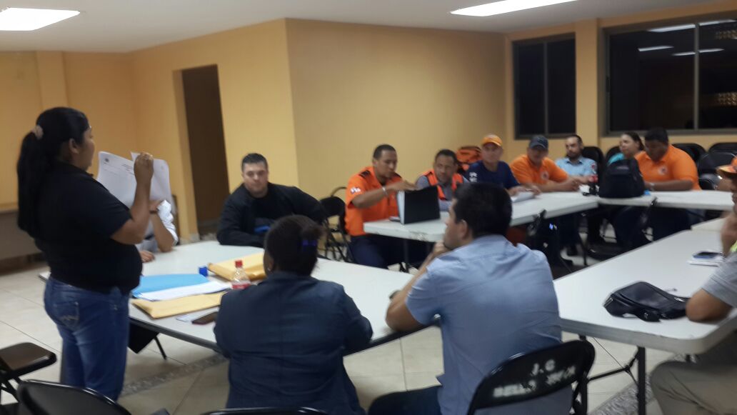 Hoy nos reunimos en la <a href="/JCBellaVista/">JC Bella Vista</a> todos los coordinadores y subcoordinadores de la área metro, planificando estrategias para el 2017.