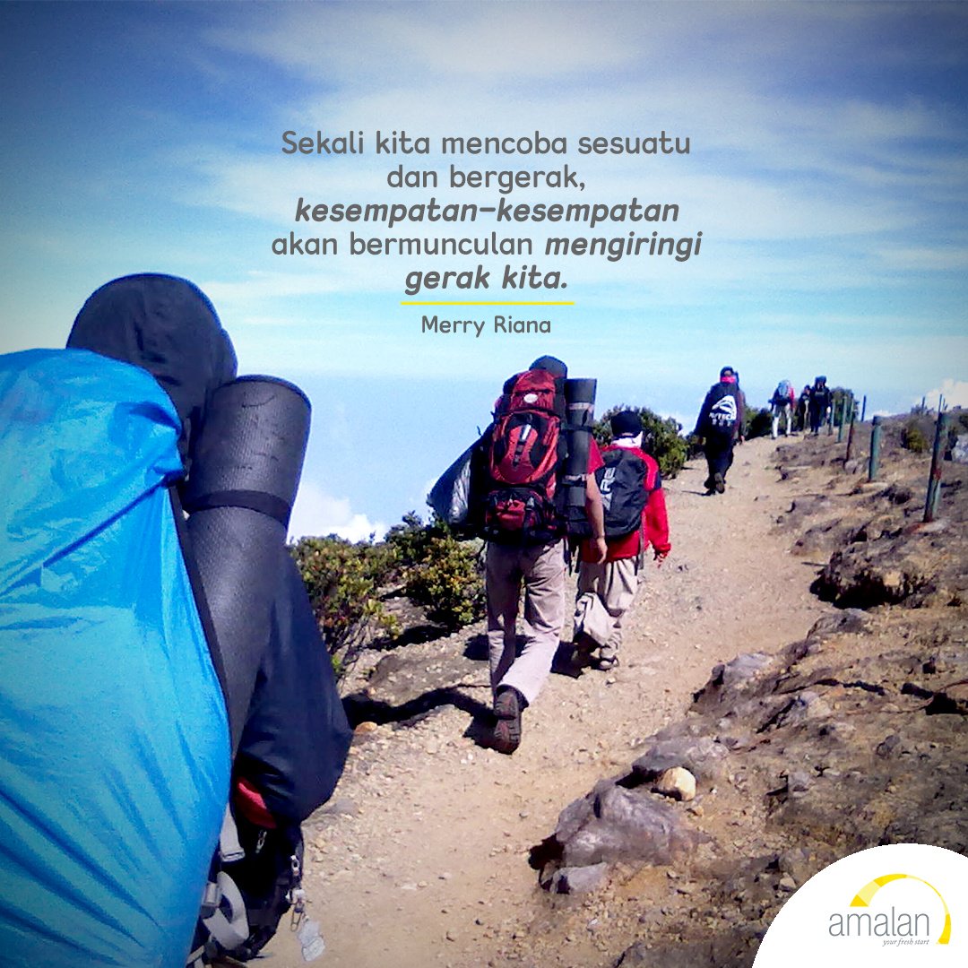 amalan_intl's tweet photo. Kita tidak akan pernah tahu kesempatan yang ada di depan jika kita tidak melangkahkan kaki. | https://t.co/rpCTbGJxw8 #amalanID https://t.co/CfyK4NShtg