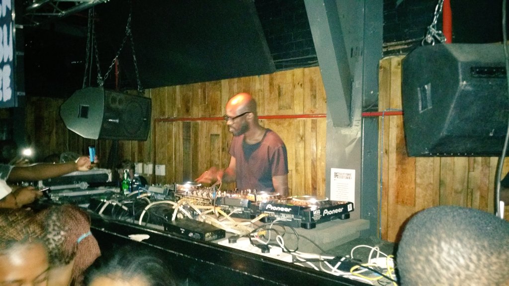 TruthOrPeace_'s tweet photo. Lasnyt was mad fun #BBMGetIn all 3 of my favourite Dj under one roof @RealBlackCoffee @Shimza_dj @black_motion https://t.co/Hn2ghwE7ry