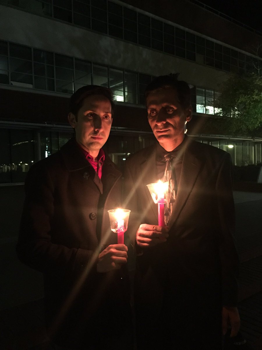 Cesar_Zepeda1's tweet photo. World AIDS day candlelight vigil at Richmond City Hall. #WorldAIDSDay #RichmondCA #CesarForRichmond https://t.co/MsDKhww2Z1