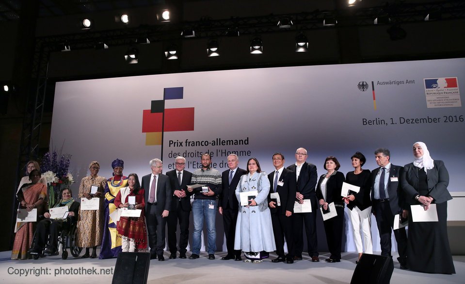 germanyinrussia's tweet photo. 1 декабря в Берлине была вручена Германо-Французская премия за права человека #DFPMR.Подробнее о лауреатах: https://t.co/QowFTGSPTU (нем.яз) https://t.co/HrKlkGSabu