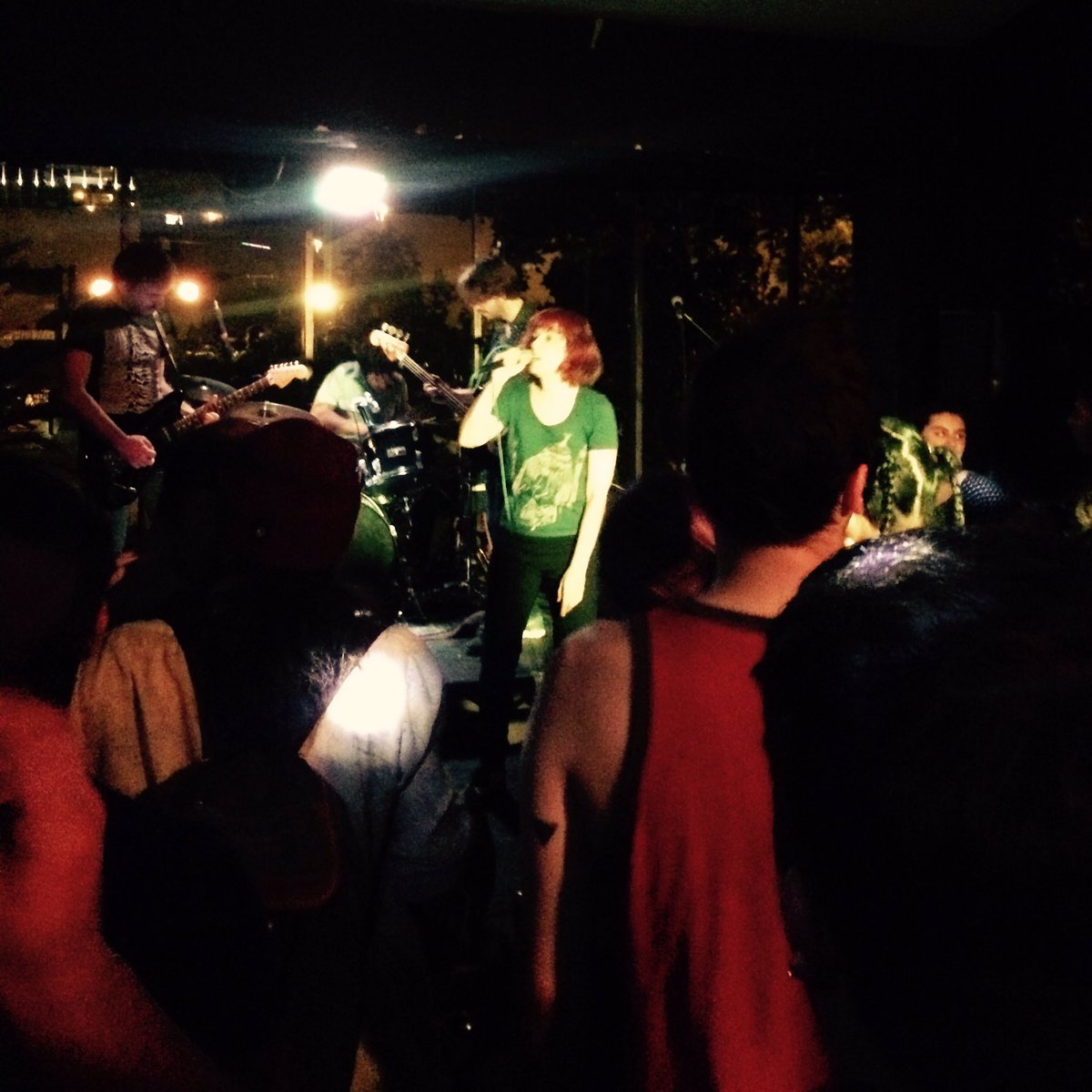 Una buena feria siempre tiene una buena fiesta. #RosarioBlefari en la fiesta de @furialibro