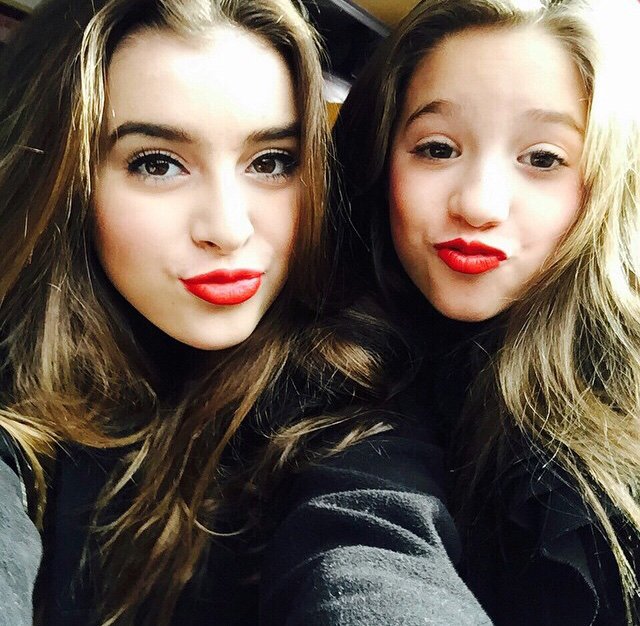 Me and T love u girl