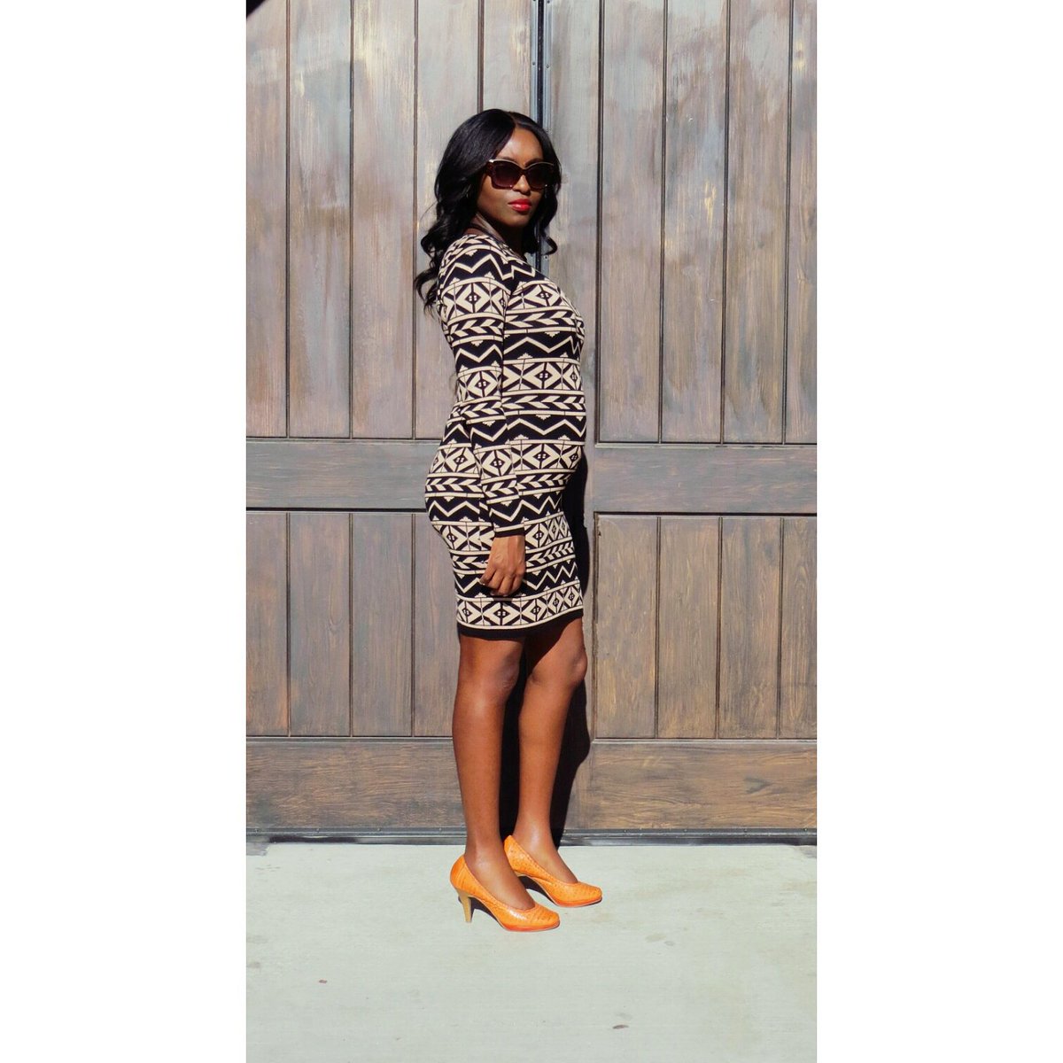 LostWithoutStyl's tweet photo. Stay warm and happy Friday!https://t.co/ddHLkAEVvx #fashion #style #fbloggers #aztecdress #patterneddress #bodycon #babybump #pregnancystyle https://t.co/8T5d9KhVv2