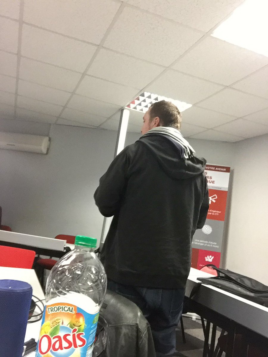 CrackersPaul's tweet photo. Attention, cesi n'est pas une information, mais un placement de produit.
Vive Oasis !!!
MDR
#nuitinfo #DarthCoder @DarthCoderExia https://t.co/EszdbYivIv