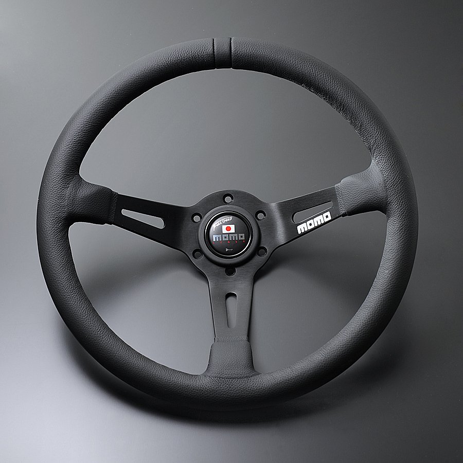 fortuneosaka's tweet photo. MOMO FULLSPEED348Dに待望の新色が追加になりました。
ブラックスポークにブラックトップのシックなモデルです。 https://t.co/54l9cfnI5f