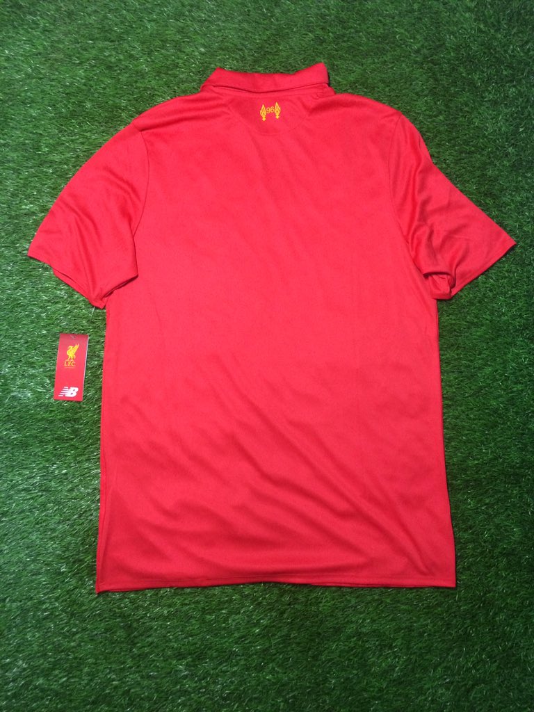 _SoccerBloopers's tweet photo. #LSB9

LFC SV 2015/16
Size M
73x52

BNWT
No minus https://t.co/cWFwdVLEMH