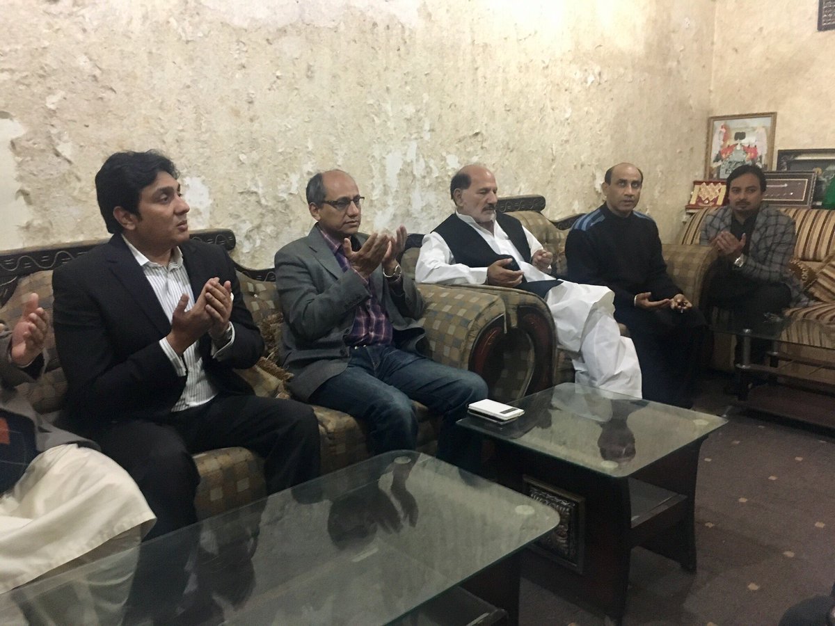 barristeraamir's tweet photo. Offered Fateha with bereaved families of #MianRiaz #AliButt #ShabbirShah in various areas of #NA122 #LAHORE with @SaeedGhani1 https://t.co/1CLRY8vP5n