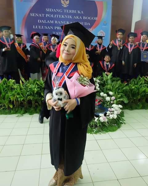 MitaAdelia13's tweet photo. Happy graduation ka dinda😉 https://t.co/TeENdFWhG0