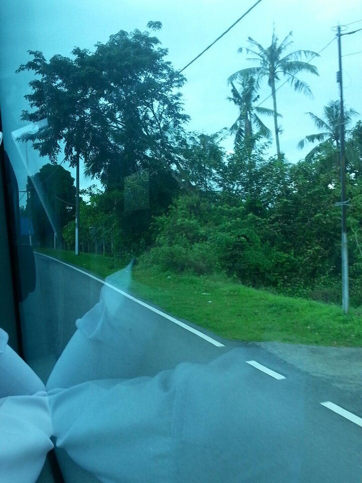 Maskum_official's tweet photo. Live update
Para peserta dalam perjalanan menuju ke Felda Air Kangkung untuk misi sukarelawan 💪💪
#sukarelawan
#roadtoairkangkung https://t.co/msgkB6bkAG