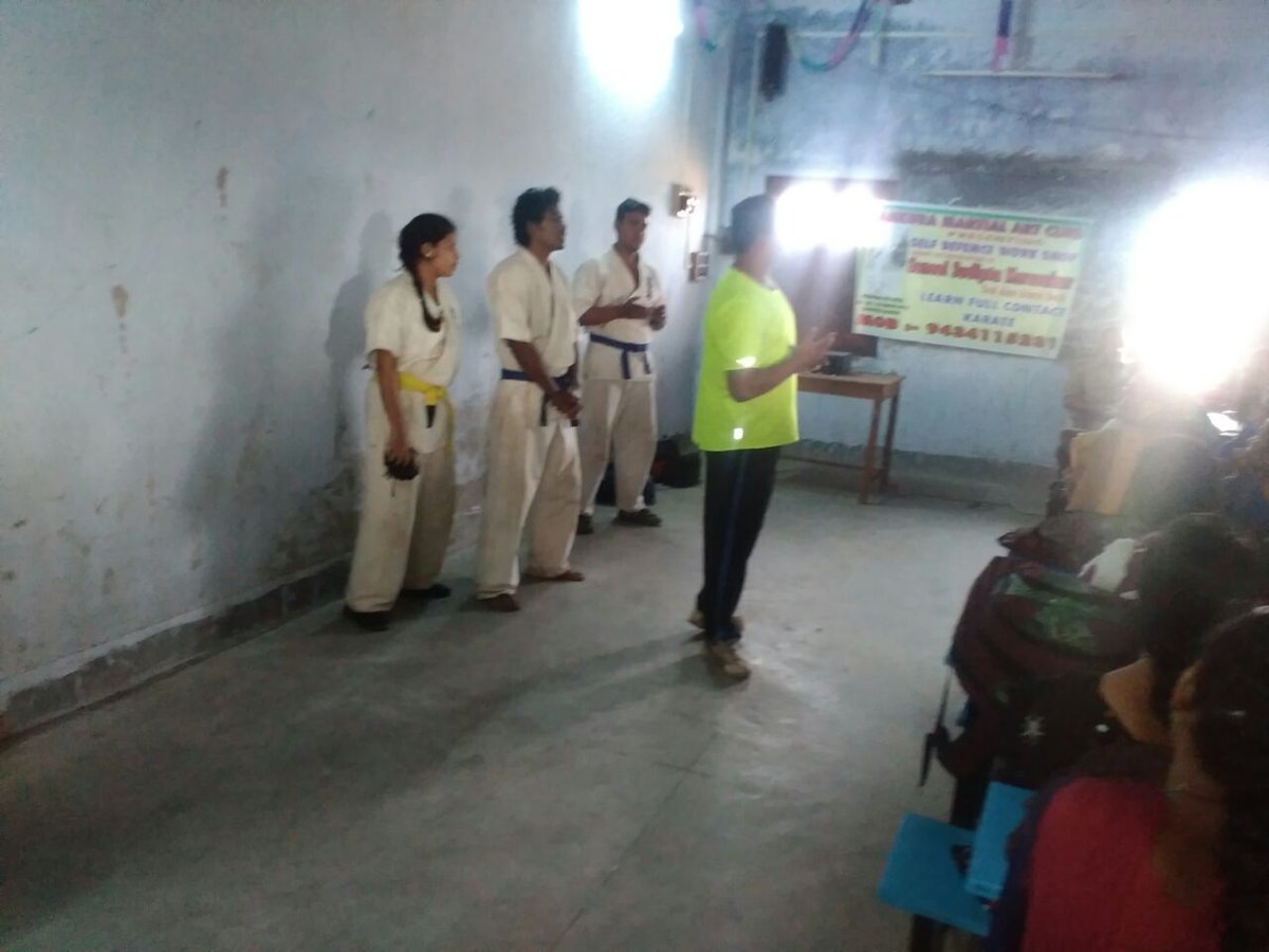 spbankura's tweet photo. #ChhatnaPS organised #SelfDefenceTraining at Chhatna Chandidas College as a part of #AwarenessProgramme under #ProjectJagaran on 02.12.16. https://t.co/vGZz3OherB
