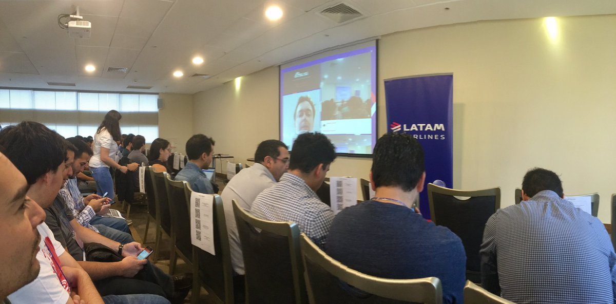 Fernan2hf's tweet photo. Empezando!💻✈️ #devopsJourneyLATAM #Latam https://t.co/dShbSaA8KB